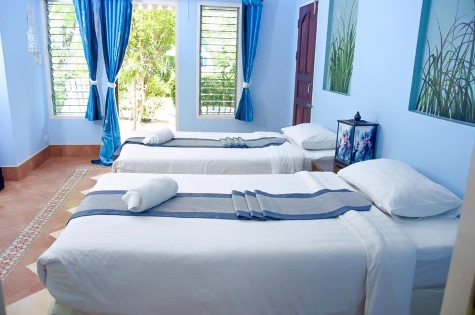 Baanmontra Beach Resort - Bankrut Buitenkant foto