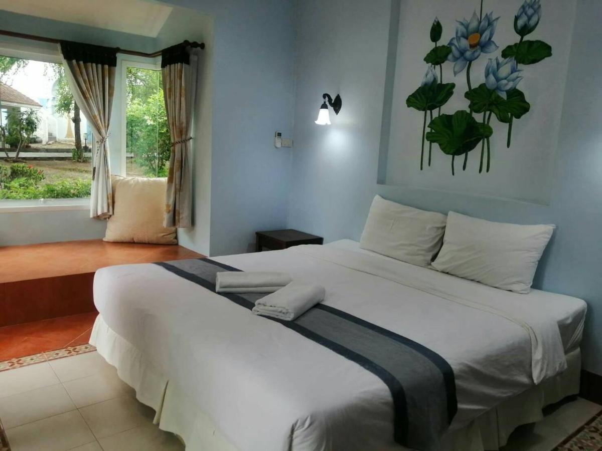 Baanmontra Beach Resort - Bankrut Buitenkant foto