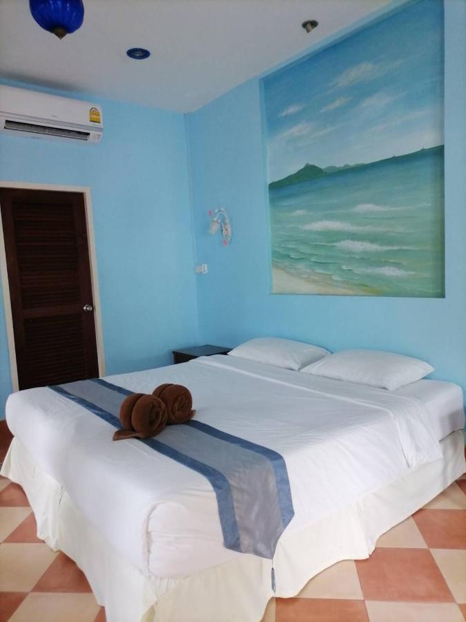 Baanmontra Beach Resort - Bankrut Buitenkant foto