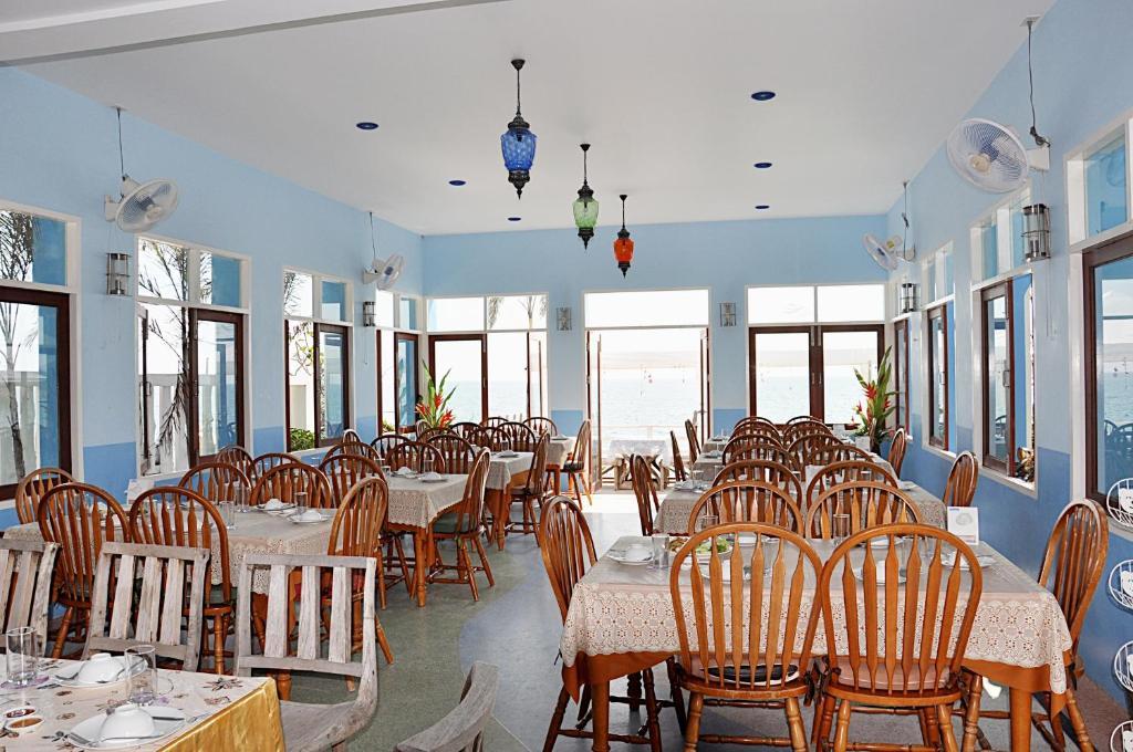 Baanmontra Beach Resort - Bankrut Buitenkant foto